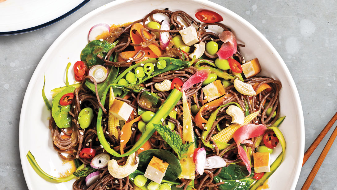 Recipe How to Make Sesame Black Noodles With Soy and Ginger Tofu