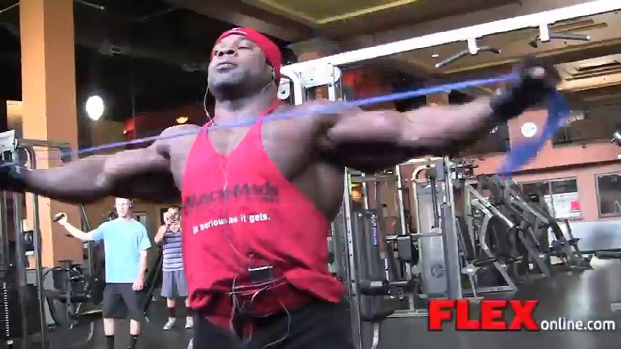 Kai Greene OffSeason Back Workout on Travel Muscle & Fitness