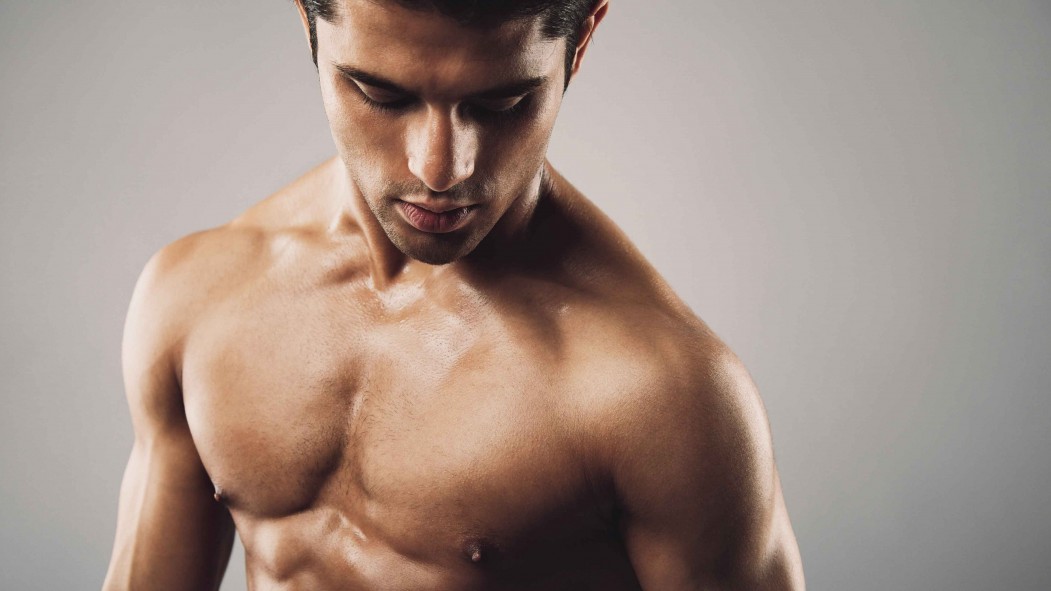 Men Spend More Time Staring at Guys' Chests than Women, a New Study Says thumbnail