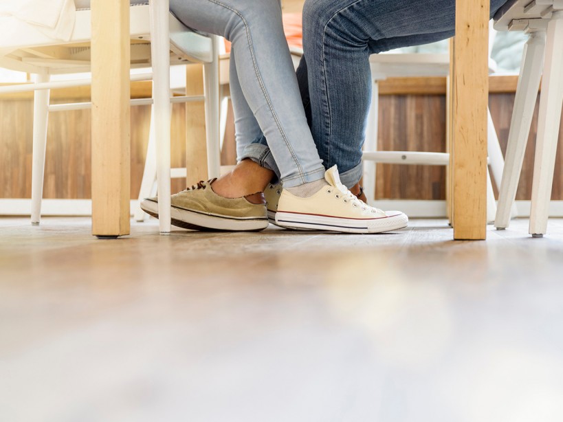 Dating doesnt train legs
