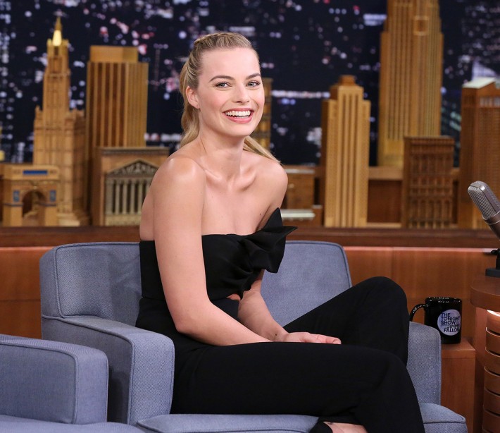 The 25 hottest photos of Margot Robbie | Muscle & Fitness