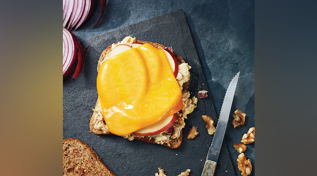 Healthy Recipe How to Make a AppleCurry Tuna Melt Muscle & Fitness
