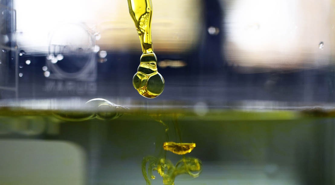 Water-soluble full spectrum cannabidiol (CBD) oil Water-soluble full spectrum cannabidiol (CBD) oil