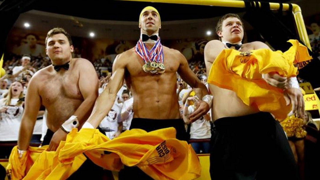 Michael Phelps Distracts Free Throw Shooter At Basketball