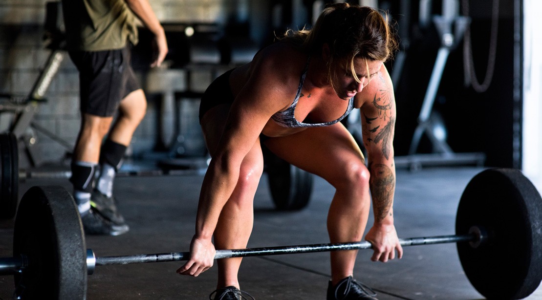 Woman Deadlifting Woman Deadlifting