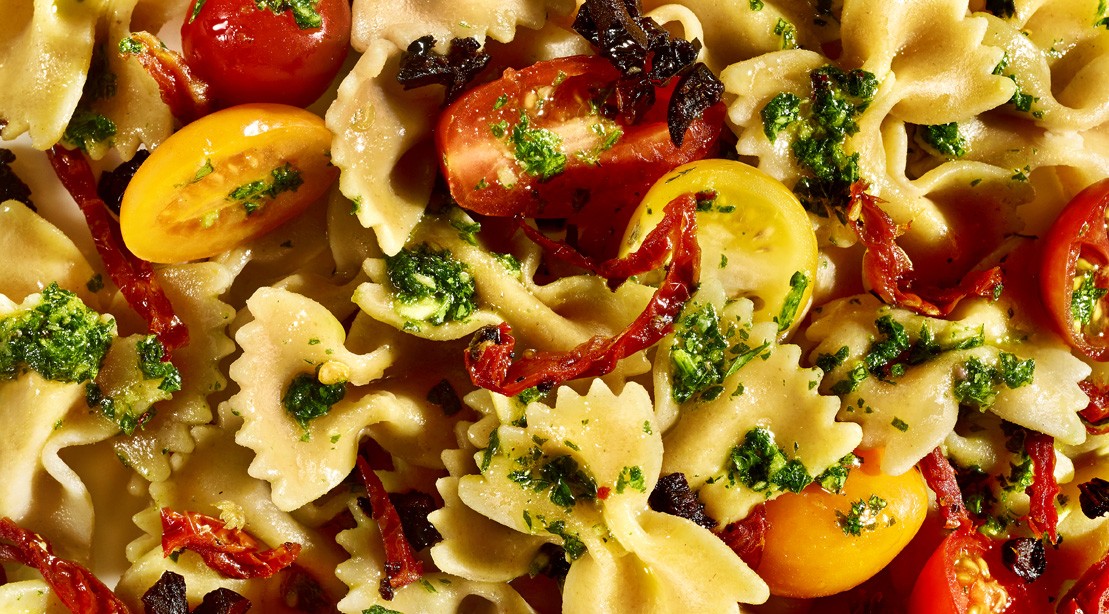 Acclaimed Chef Wolfgang Puck Reveals His Pasta Recipe Muscle & Fitness