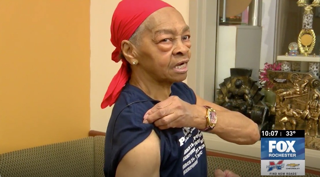 This 82-Year Old Powerlifter Took Down a Home Intruder With a Table This 82-Year Old Powerlifter Took Down a Home Intruder With a Table