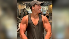 Arnold Schwarzenegger's Son Is Following in His Bodybuilding Footsteps thumbnail